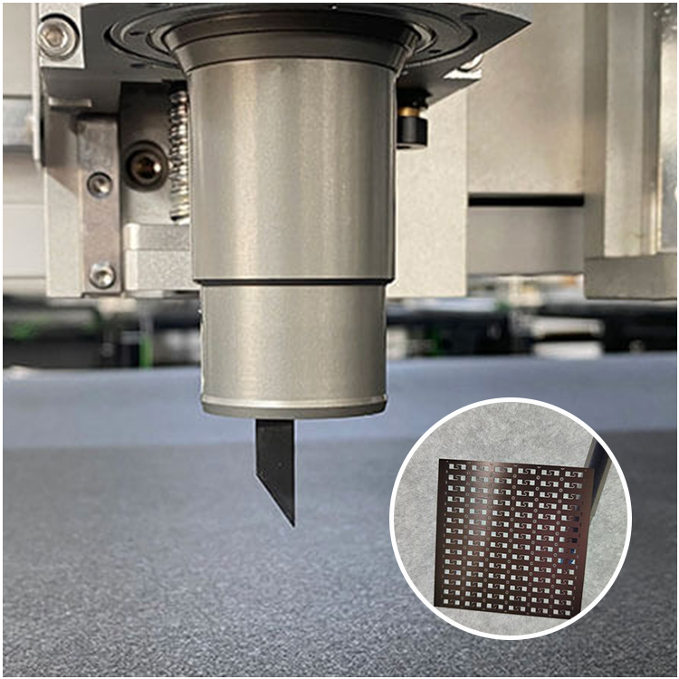 无锡PET膜振动刀切割机客户装机